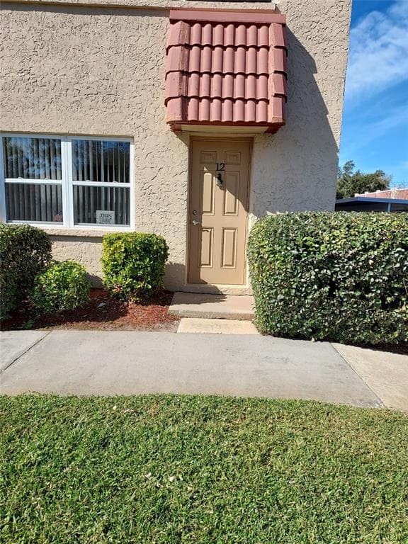 10037 62ND TERRACE N UNIT 12 ST PETERSBURG, FL 33708
