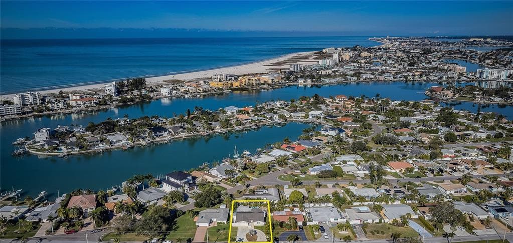 10104 PARADISE BOULEVARD TREASURE ISLAND, FL 33706