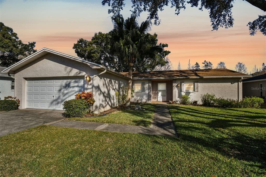 11233 107TH AVENUE SEMINOLE, FL 33778