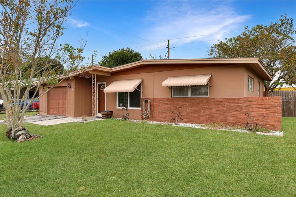 5129 HEMLOCK DRIVE NEW PORT RICHEY, FL 34652