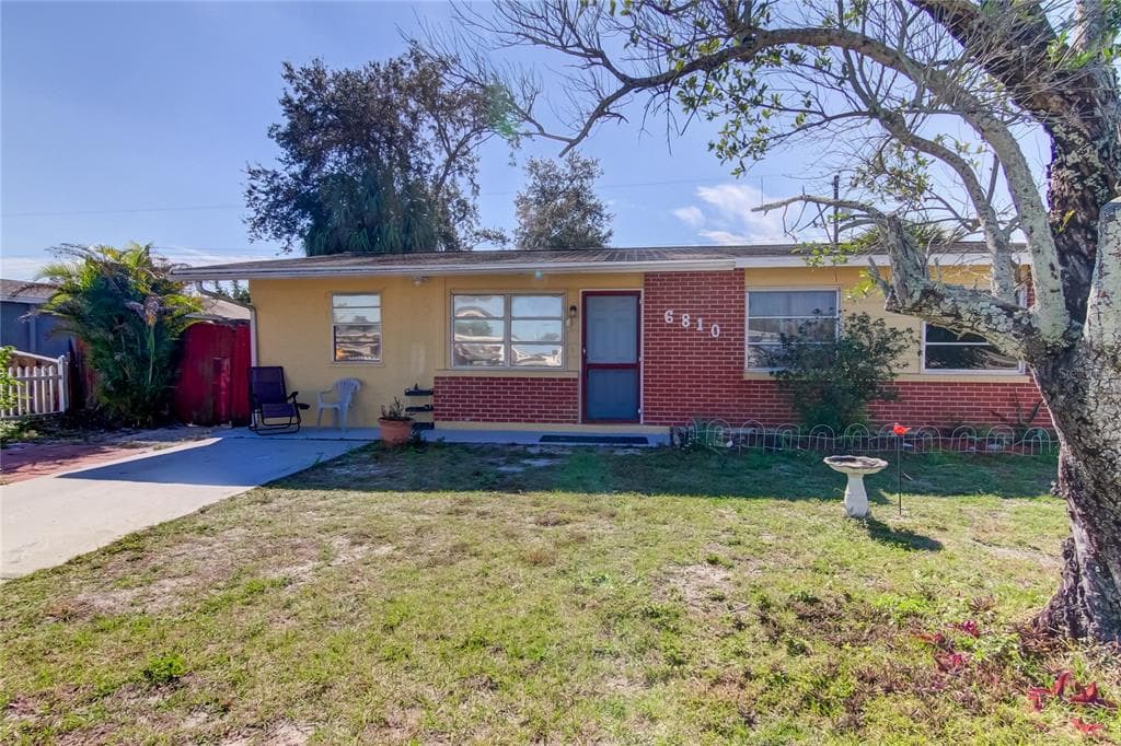 6810 LARMON STREET TAMPA, FL 33634
