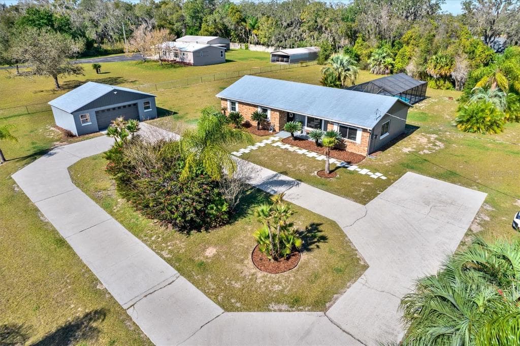 2803 OLAVET COURT VALRICO, FL 33596