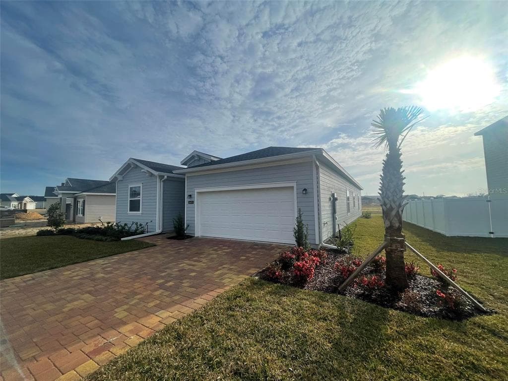 1695 NW 44TH CT ROAD OCALA, FL 34482
