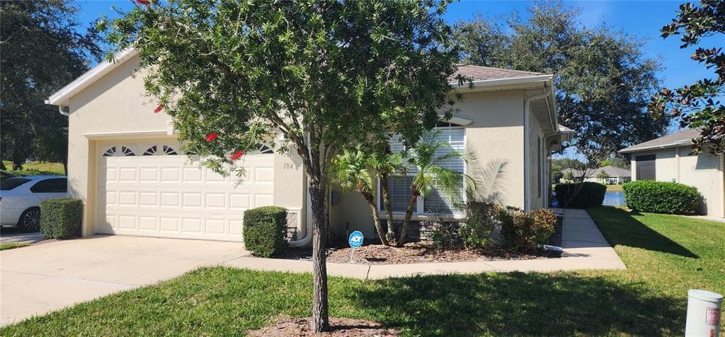 104 LOWER LAKE COURT DEBARY, FL 32713
