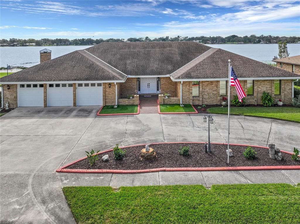120 MIRROR LANE NW WINTER HAVEN, FL 33881