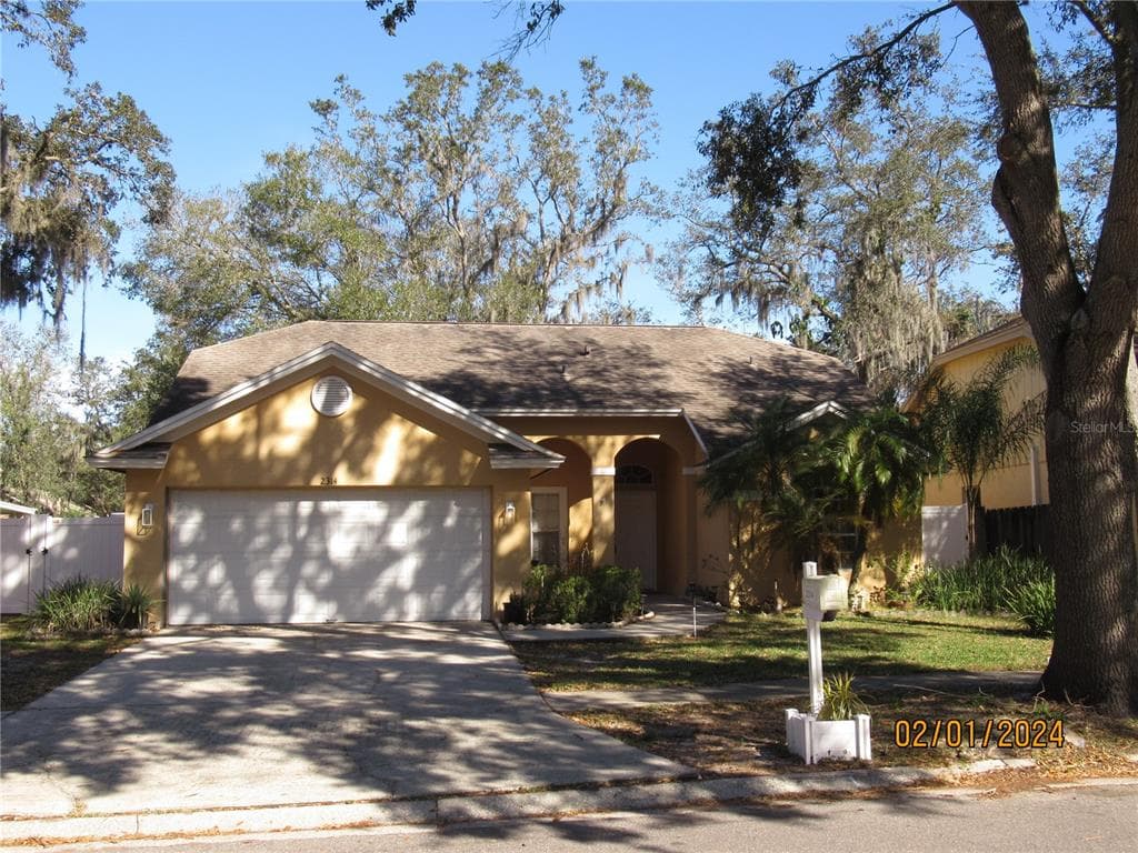 2314 KENWICK DRIVE VALRICO, FL 33596