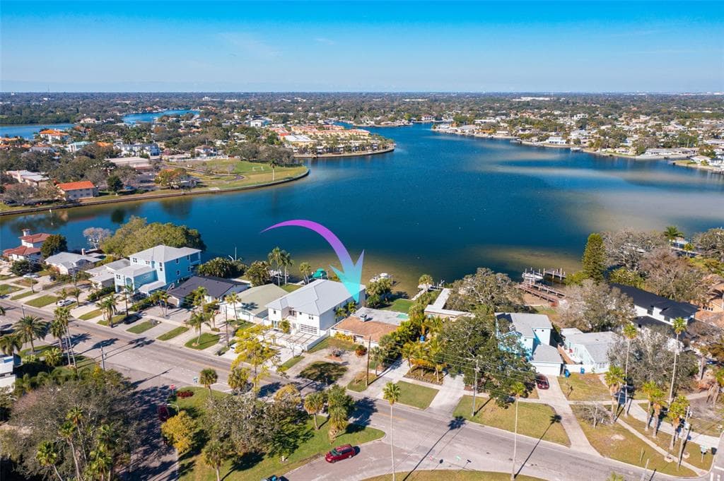 3426 OVERLOOK DRIVE NE ST PETERSBURG, FL 33703