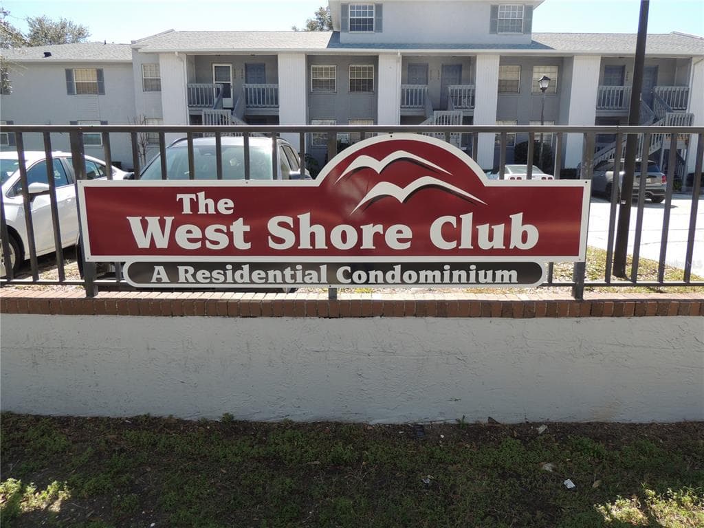 4888 W GANDY BOULEVARD UNIT E-202