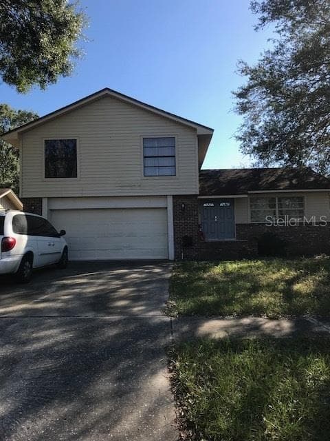 5508 BLUEJAY LANE TAMPA, FL 33625