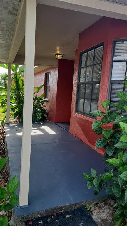 4243 SUNNY LAND DRIVE LAKELAND, FL 33813