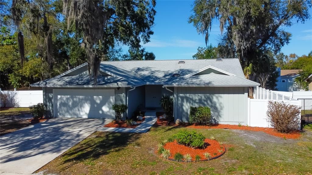 8303 W POCAHONTAS AVENUE TAMPA, FL 33615