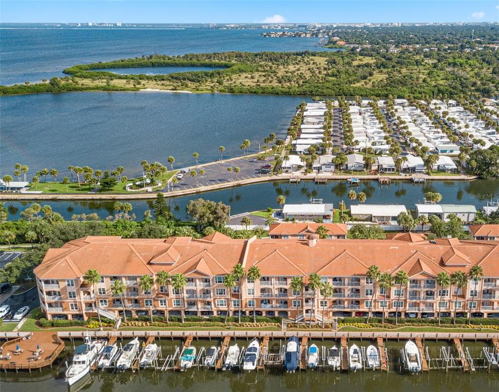 5000 CULBREATH KEY WAY UNIT 8-321 TAMPA, FL 33611