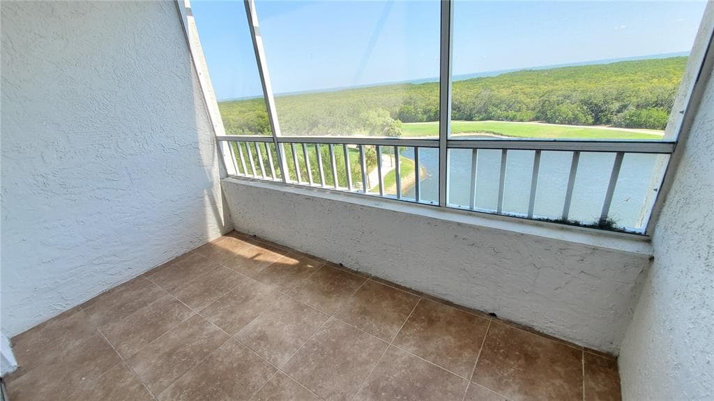 2333 FEATHER SOUND DRIVE UNIT B607 CLEARWATER, FL 33762