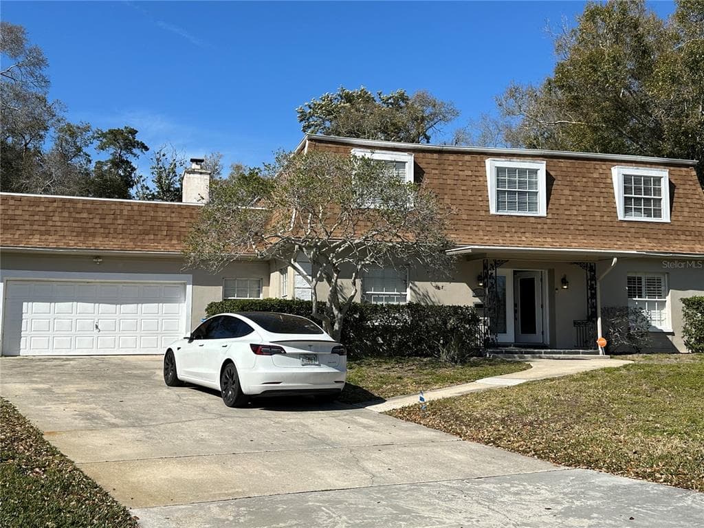 1549 BELLEAIR LANE