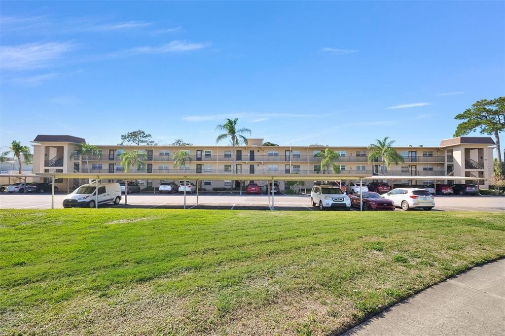 1370 HEATHER RIDGE BOULEVARD UNIT 110 DUNEDIN, FL 34698