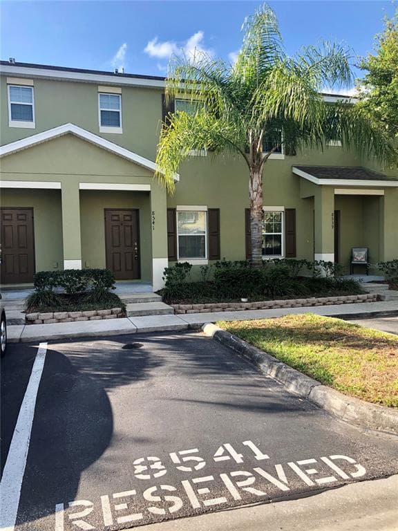 8541 BRUSHLEAF WAY TAMPA, FL 33647