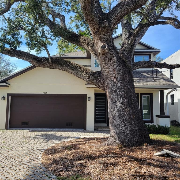 7205 S SPARKMAN STREET TAMPA, FL 33616