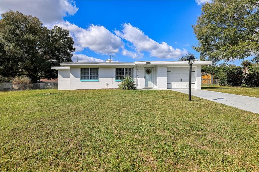 37746 HART CIRCLE ZEPHYRHILLS, FL 33542