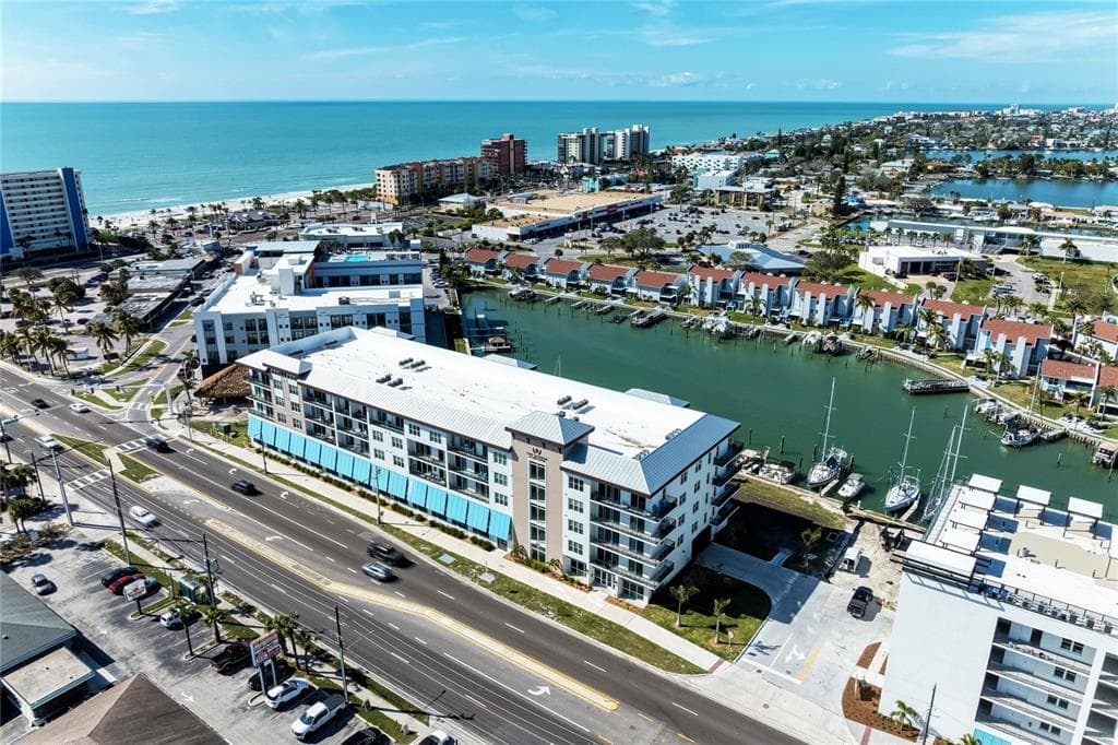 300 150TH AVENUE UNIT 200 MADEIRA BEACH, FL 33708
