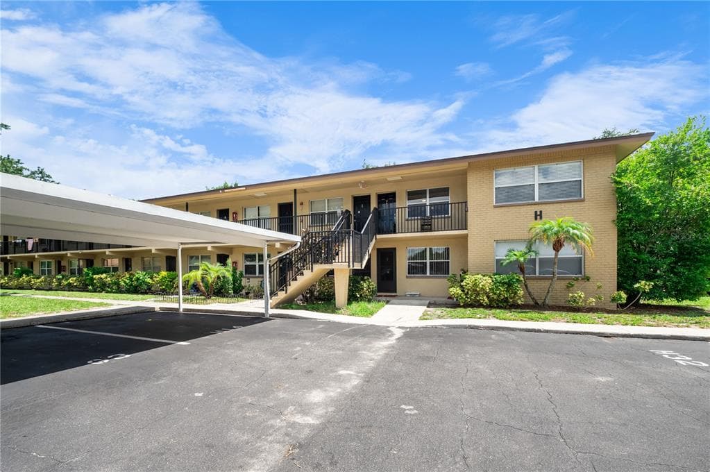 2501 HARN BOULEVARD UNIT H39 CLEARWATER, FL 33764