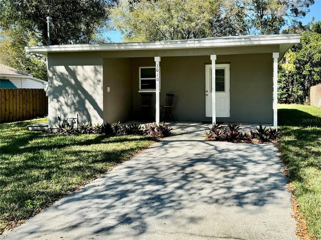 1010 BEVERLY AVENUE NW LARGO, FL 33770