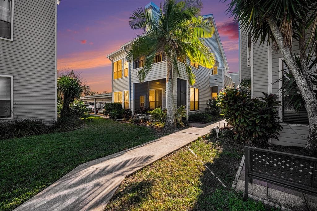 3127 W SLIGH AVENUE UNIT 201C TAMPA, FL 33614
