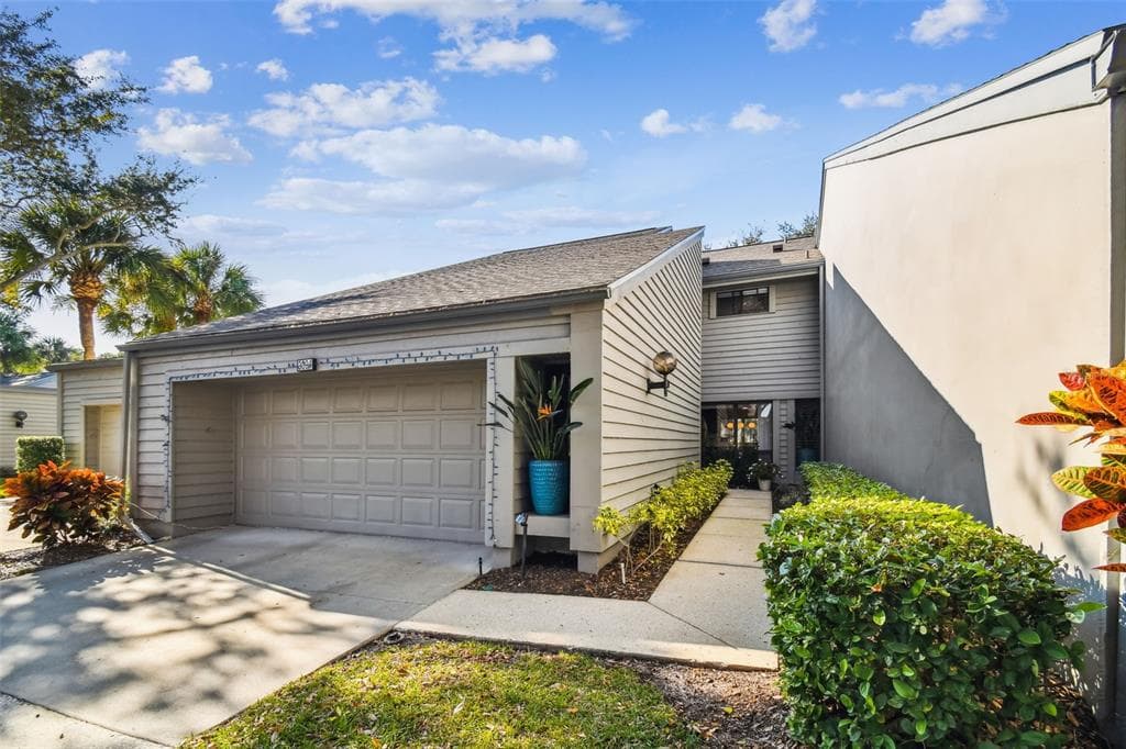 3094 EAGLES LANDING CIR W UNIT 28 CLEARWATER, FL 33761