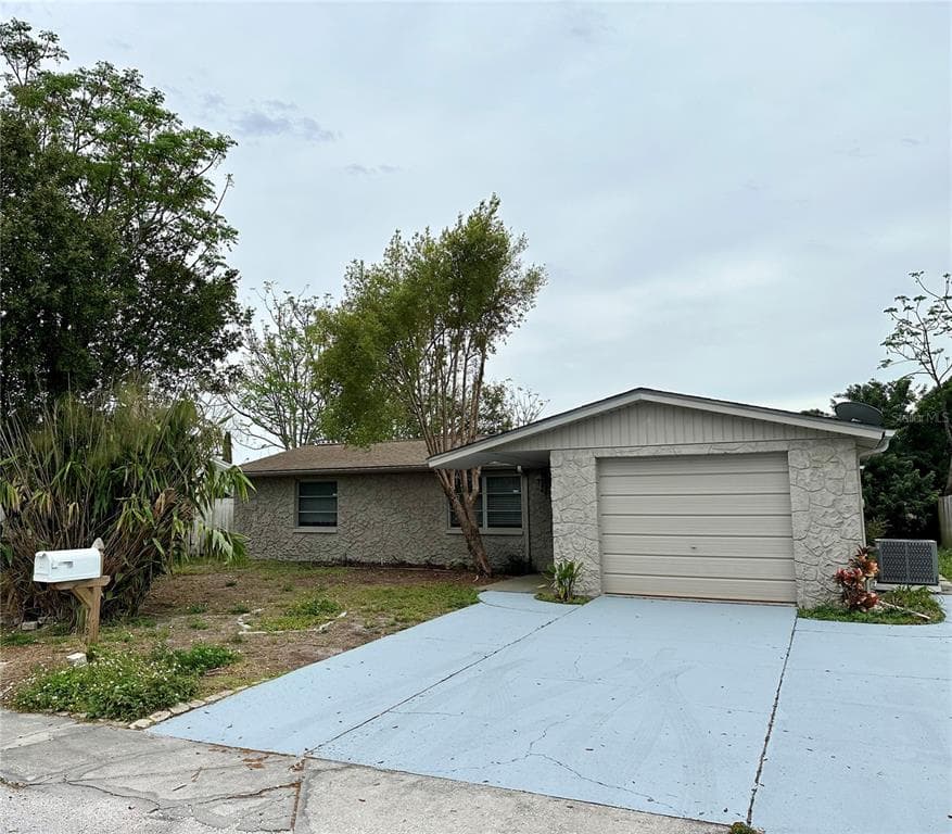 7134 MAYFIELD DRIVE PORT RICHEY, FL 34668