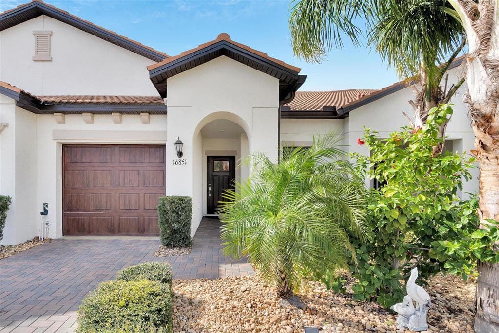 16851 WHISPER ELM STREET WIMAUMA, FL 33598