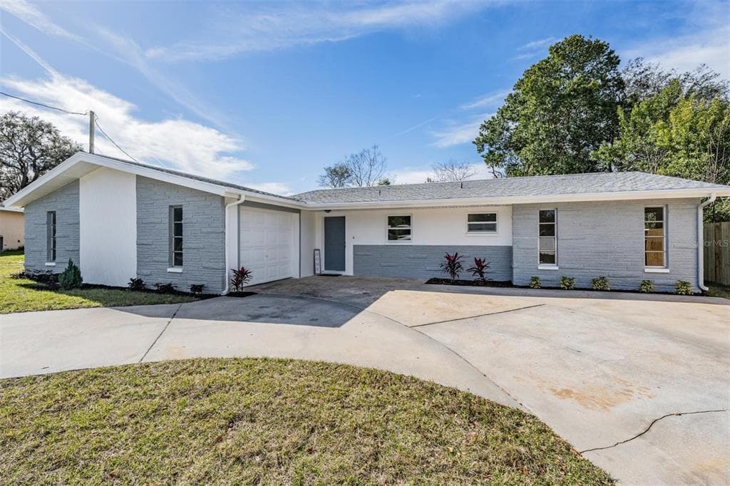 7334 HIAWATHA PARKWAY SPRING HILL, FL 34606