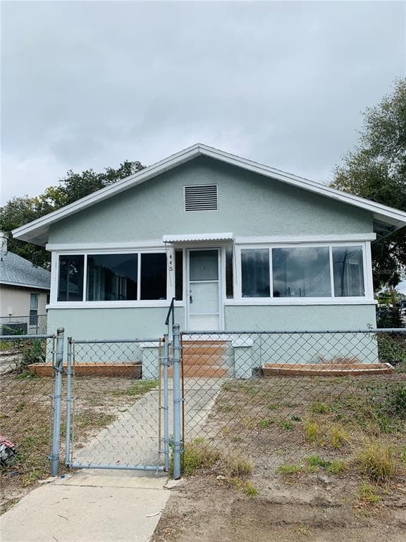 445 E BOYER STREET TARPON SPRINGS, FL 34689