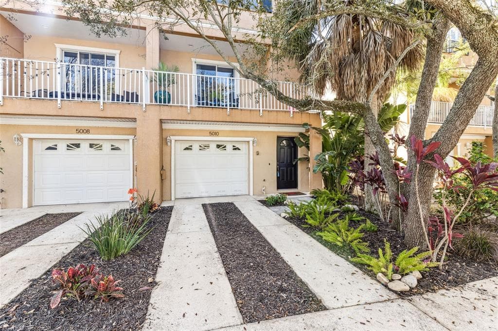 5010 W LANCASTER STREET TAMPA, FL 33616