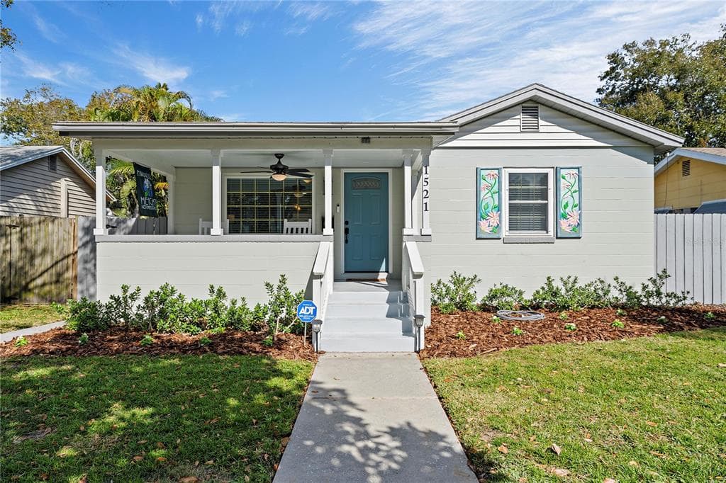 1521 34TH AVENUE N ST PETERSBURG, FL 33704