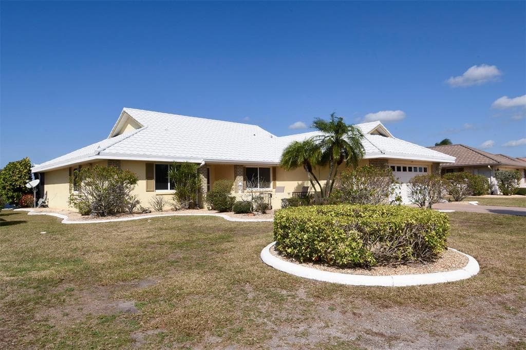 1719 WOLF LAUREL DRIVE