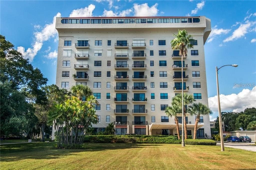 2109 BAYSHORE BOULEVARD UNIT 210 TAMPA, FL 33606