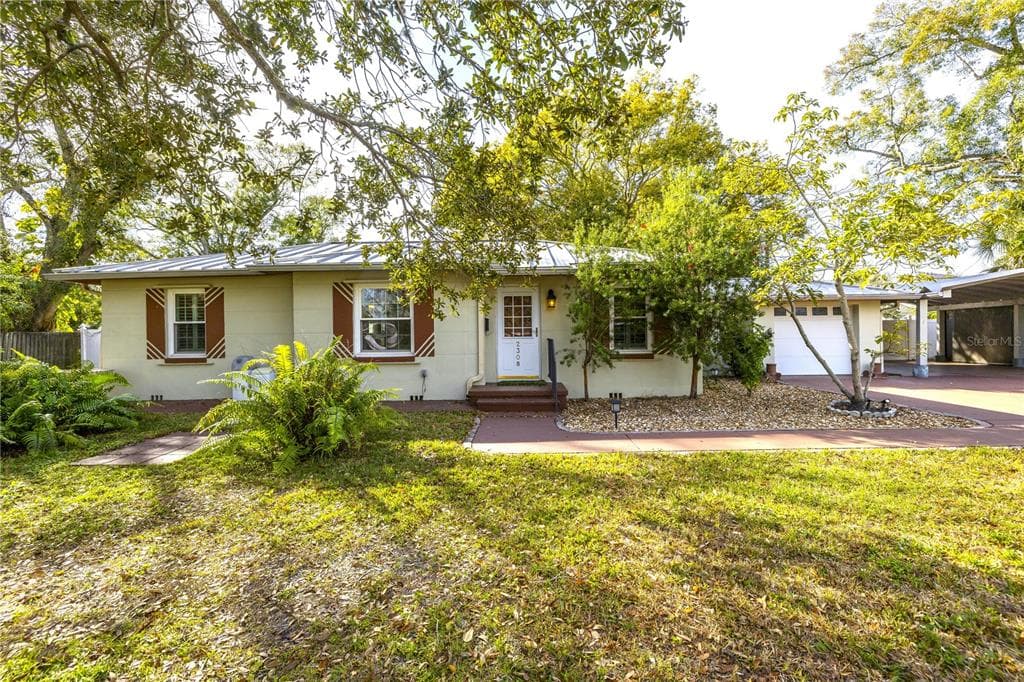 2308 N ELCOE DRIVE TAMPA, FL 33603