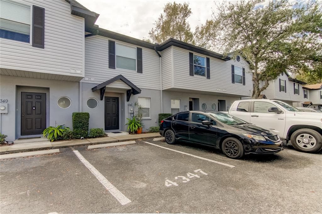 4347 HAR PAUL CIRCLE TAMPA, FL 33614