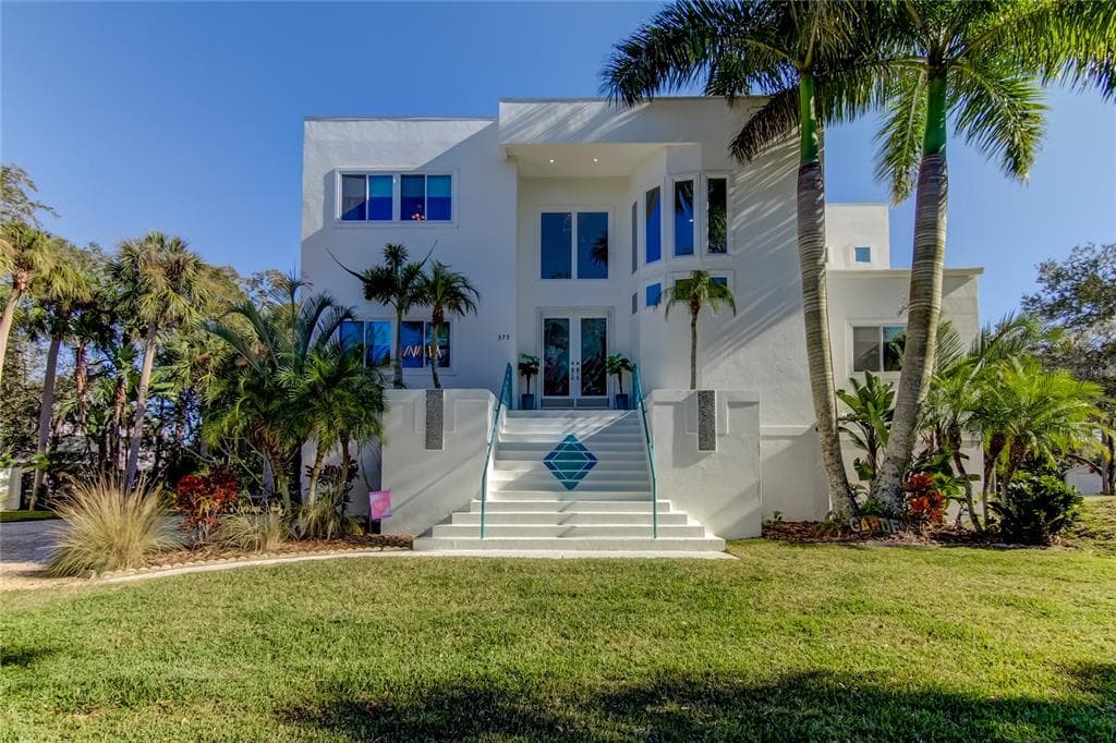 375 WELLINGTON AVENUE OLDSMAR, FL 34677