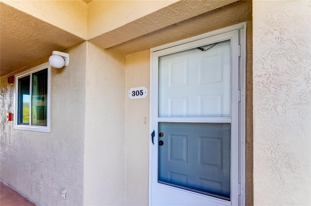 9461 HARBOR GREENS WAY UNIT 305 SEMINOLE, FL 33776