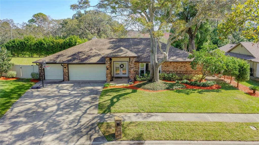 2659 CRYSTAL CIRCLE DUNEDIN, FL 34698