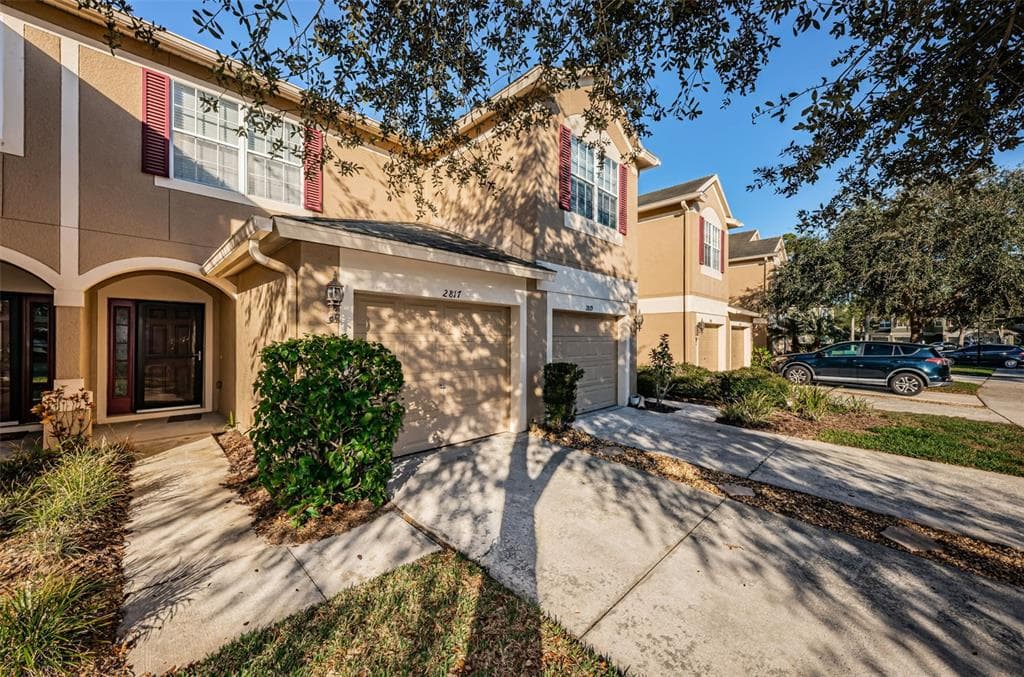 2817 CONCH HOLLOW DRIVE BRANDON, FL 33511