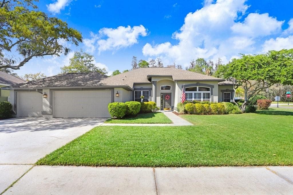 2116 CROOKED CREEK WAY VALRICO, FL 33596