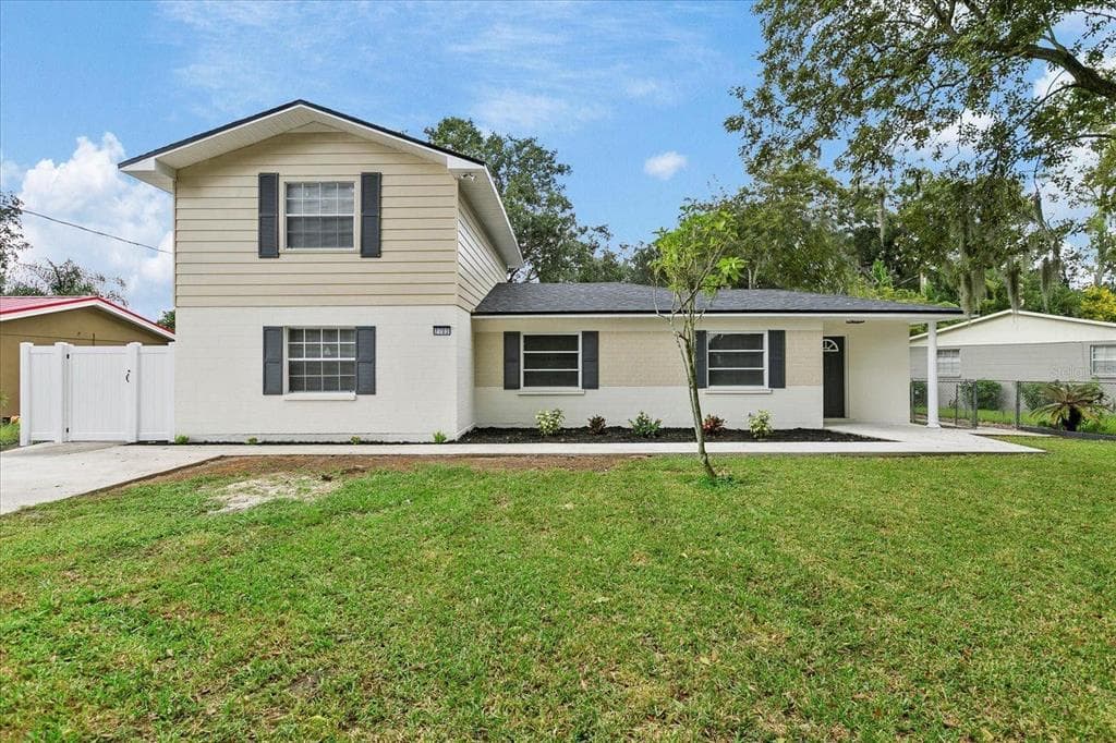 2703 HIGHLAND AVENUE PLANT CITY, FL 33563