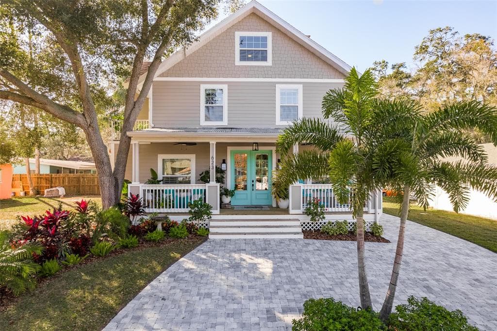 623 1ST AVENUE N SAFETY HARBOR, FL 34695
