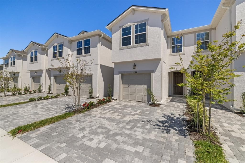 2322 SUMMERLIT STREET LUTZ, FL 33559