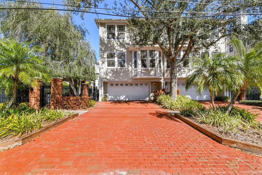 3315 W DE LEON STREET UNIT 1 TAMPA, FL 33609