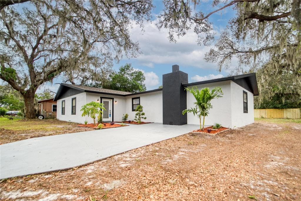 11205 CREEKVIEW DRIVE RIVERVIEW, FL 33569
