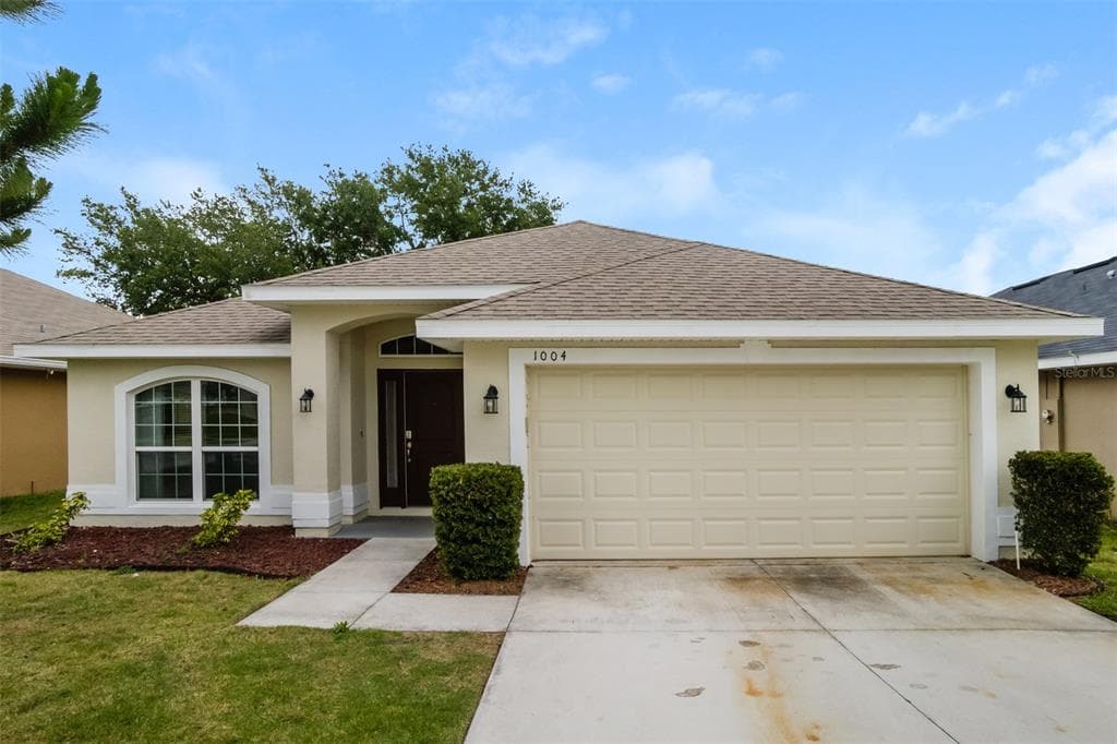 1004 KELLOGG DRIVE TAVARES, FL 32778