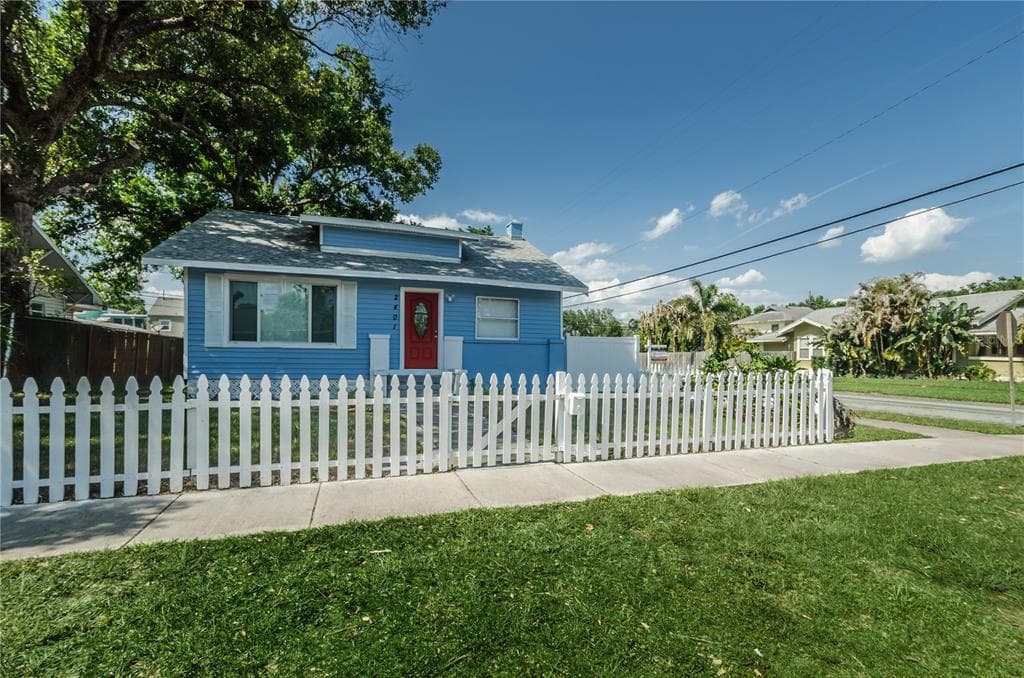 2401 2ND AVENUE N ST PETERSBURG, FL 33713