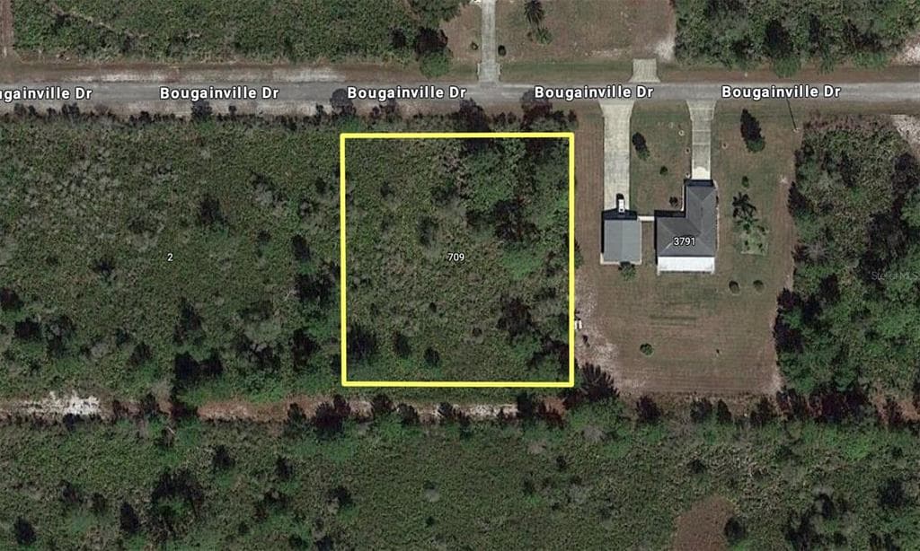 709 BOUGAINVILLEA INDIAN LAKE ESTATES, FL 33855